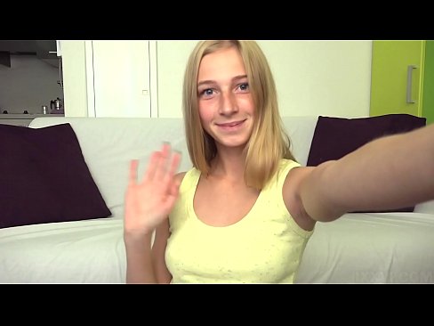 ❤️ Kiam mi enuas, mi pigre masturbas mian rozkoloran kuzon ❤️❌ Faka video  ĉe ni ❤