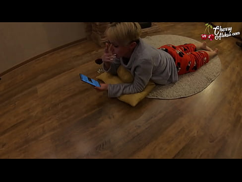 ❤️ Freneza Blonda Suĉanta Grandegan Dikon Suĉante kaj Saltante Sur Ĝi - Anal Sekso ❤️❌ Faka video  ĉe ni ❤