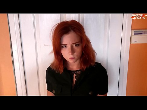 ❤️ Sekureca Gardisto Punis Belulinon pro Butikŝtelado - Cum En Buŝo ❤️❌ Faka video  ĉe ni ❤