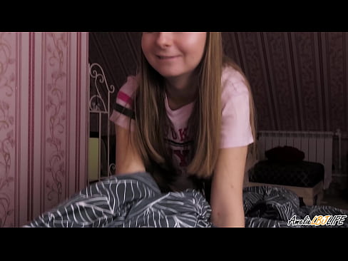 ❤️ Blondie Suĉas sian BFF-on Profunde kaj Akiras Cum En Ŝia Buŝo ❤️❌ Faka video ĉe ni ❤
